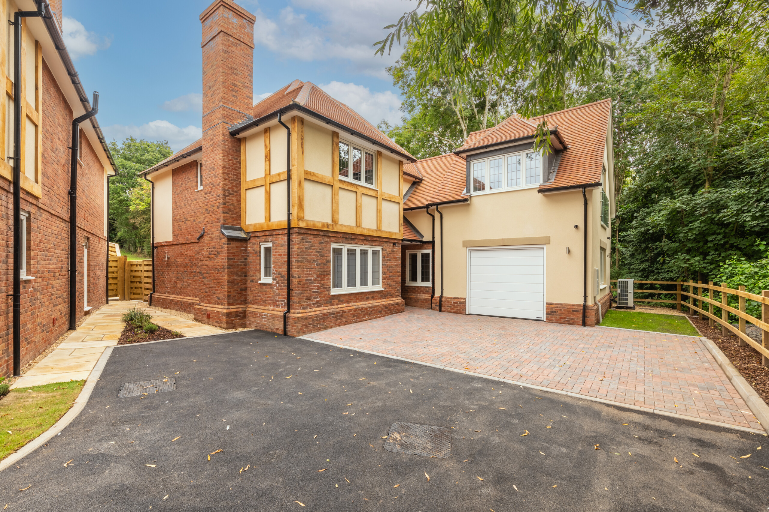 Bothwell Gate, Shipston Road, Stratford upon Avon Harts Homes