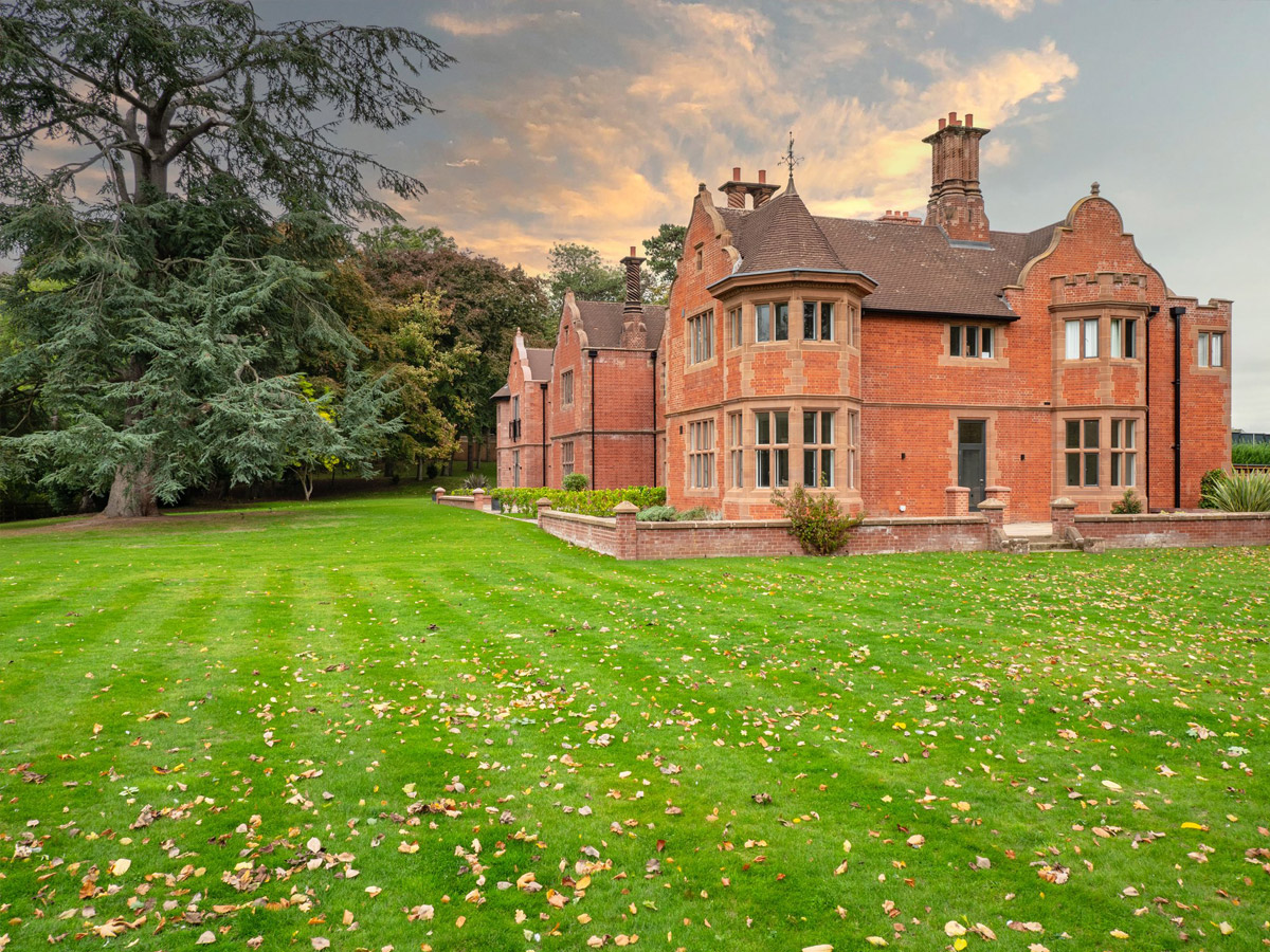 Milverton Hall, Blackdown, Milverton, Leamington Spa Harts Homes