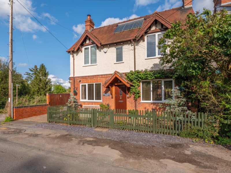 Station Cottages, Danzey Green, Tanworth in Arden