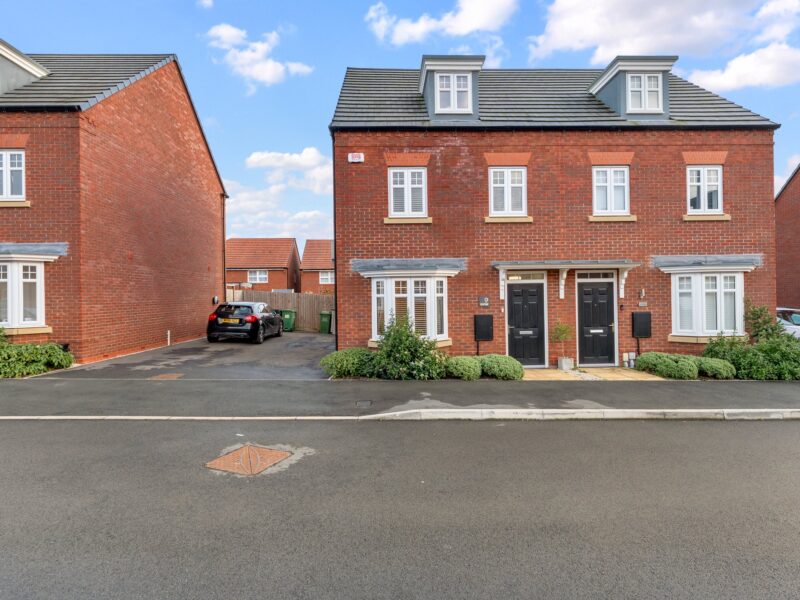 Talbot Drive, Heathcote Park, Warwick