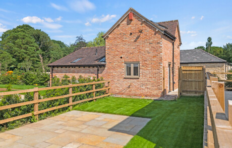Barn 4 Rear Garden